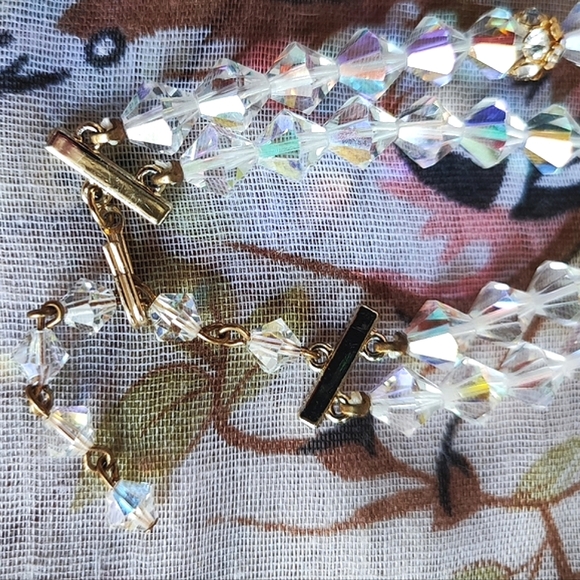 Heavily Faceted Vintage Large Bicone Aurora Borealis Clear Crystal Dual Necklace - Picture 7 of 7